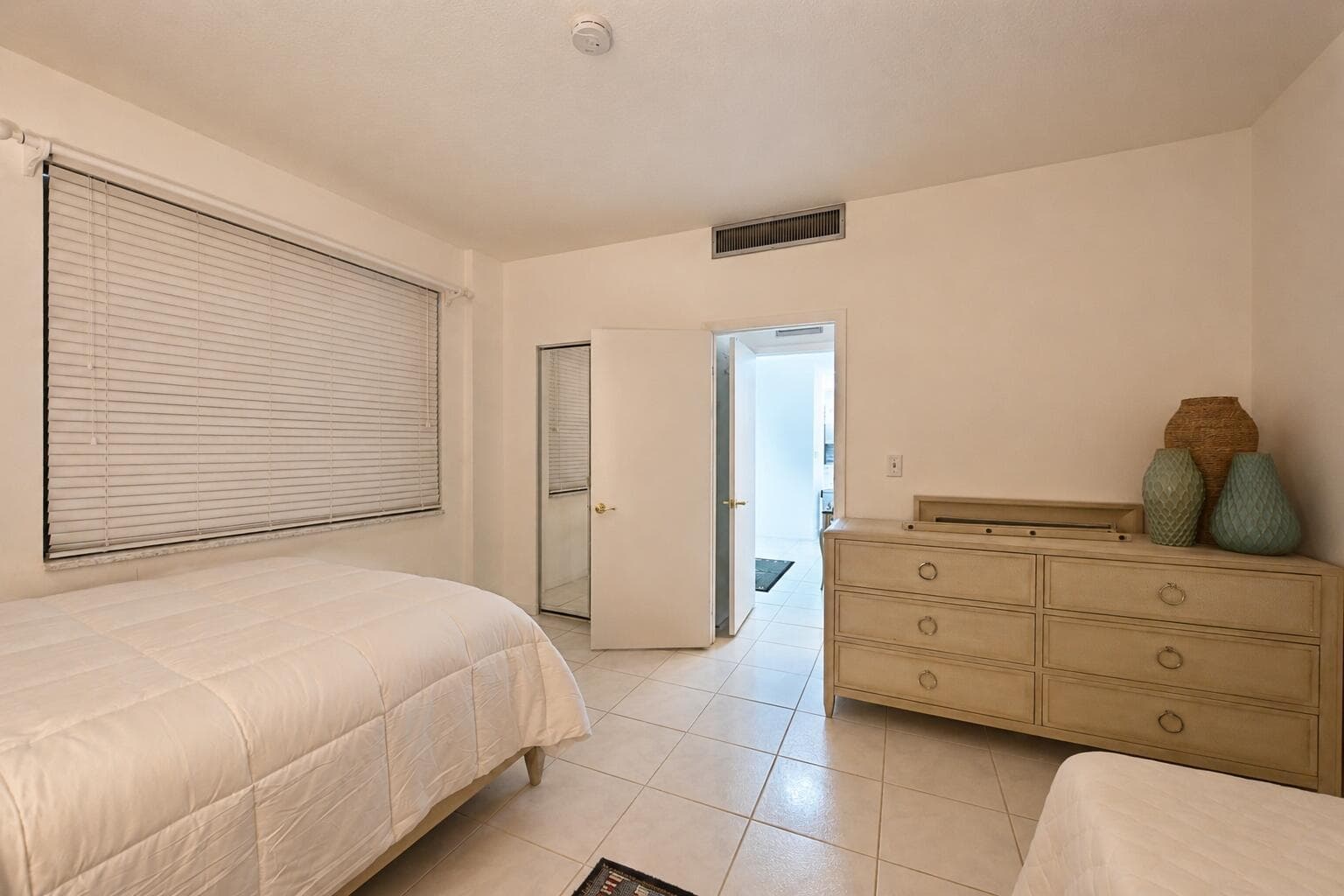 9900 S OCEAN Drive 1603 photo 20