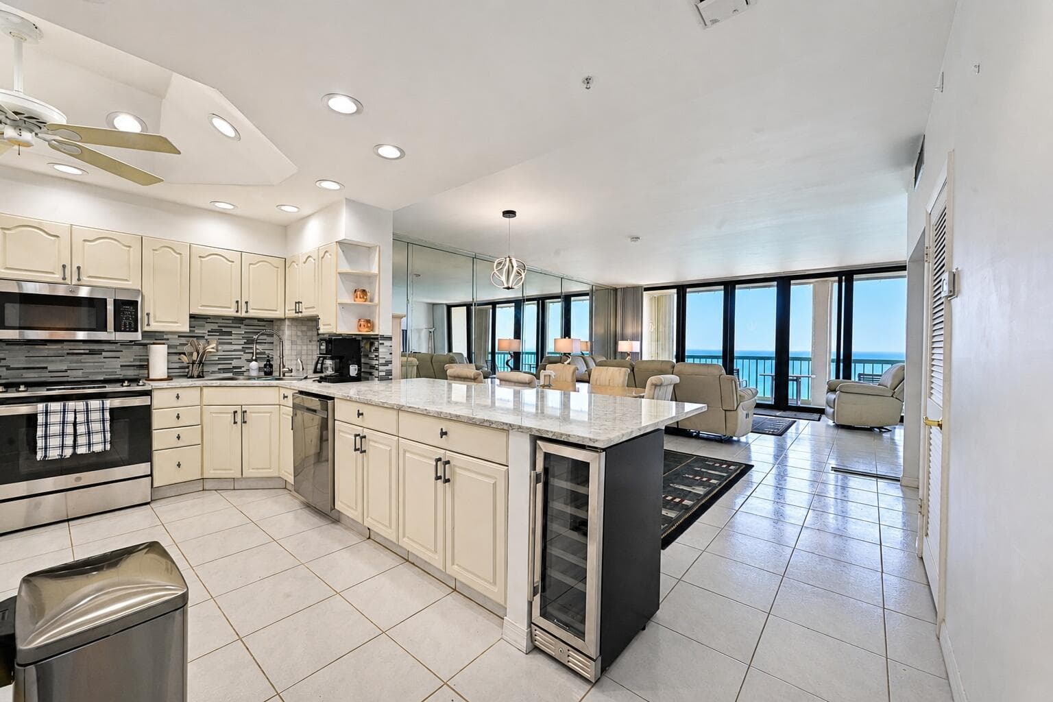 9900 S OCEAN Drive 1603 photo 8