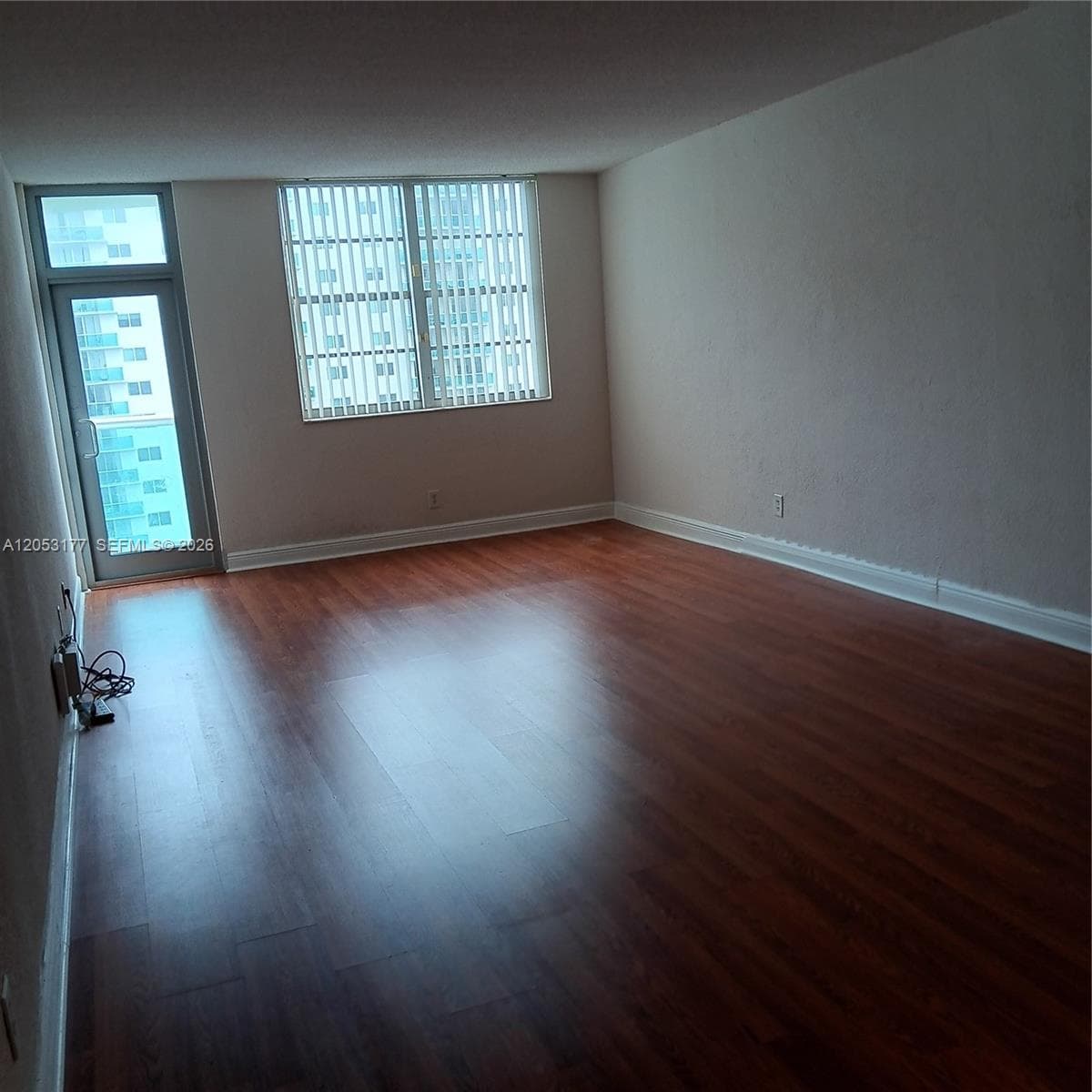19390 Collins Avenue 1014 photo 17