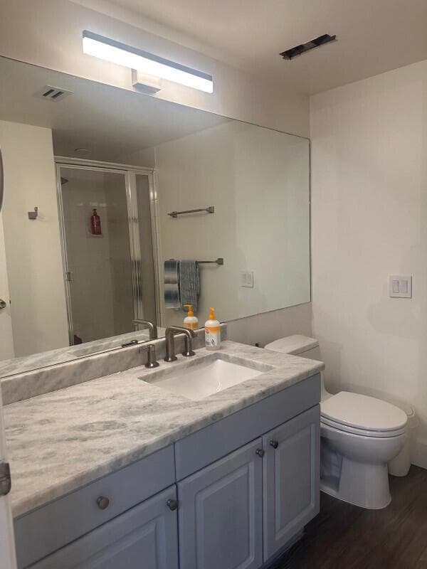 3640 Yacht Club Drive 1403 photo 11