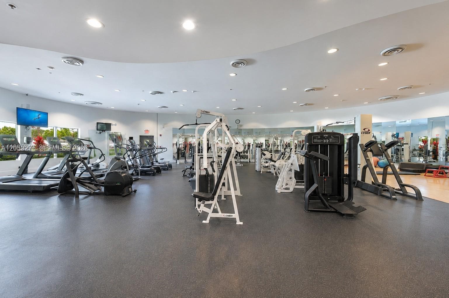 5600 Collins Ave 11L photo 15