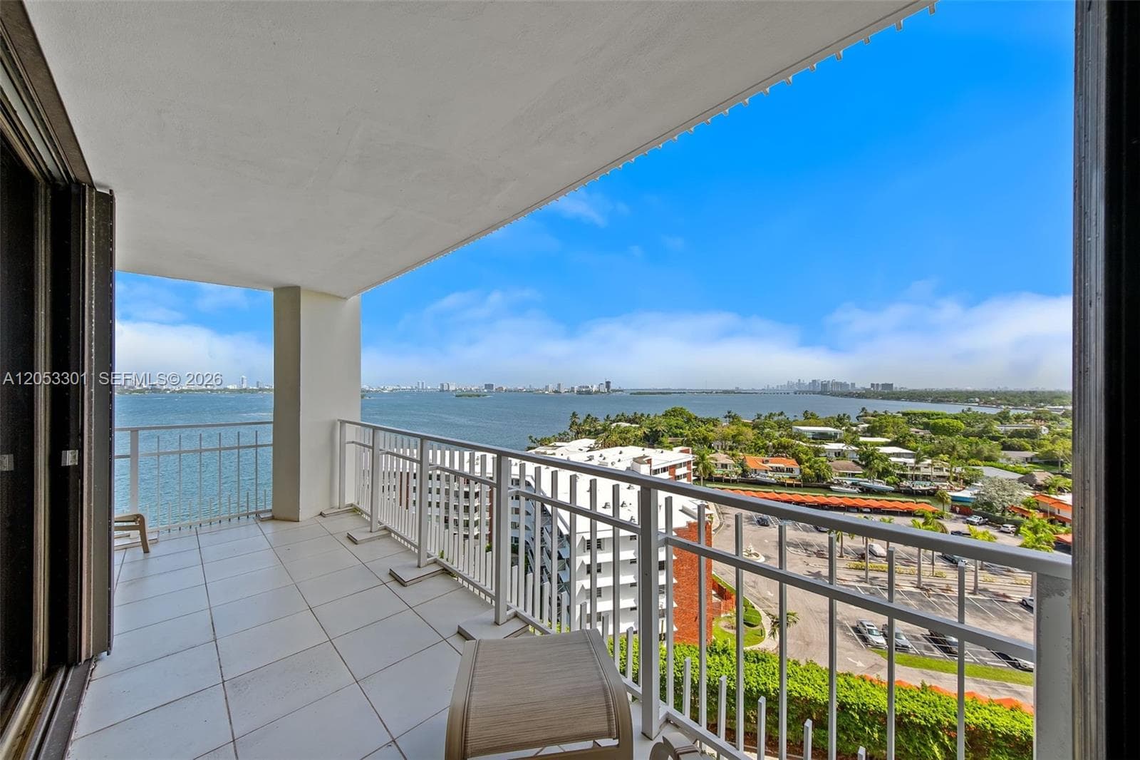 4000 Towerside Ter 1210 photo 2