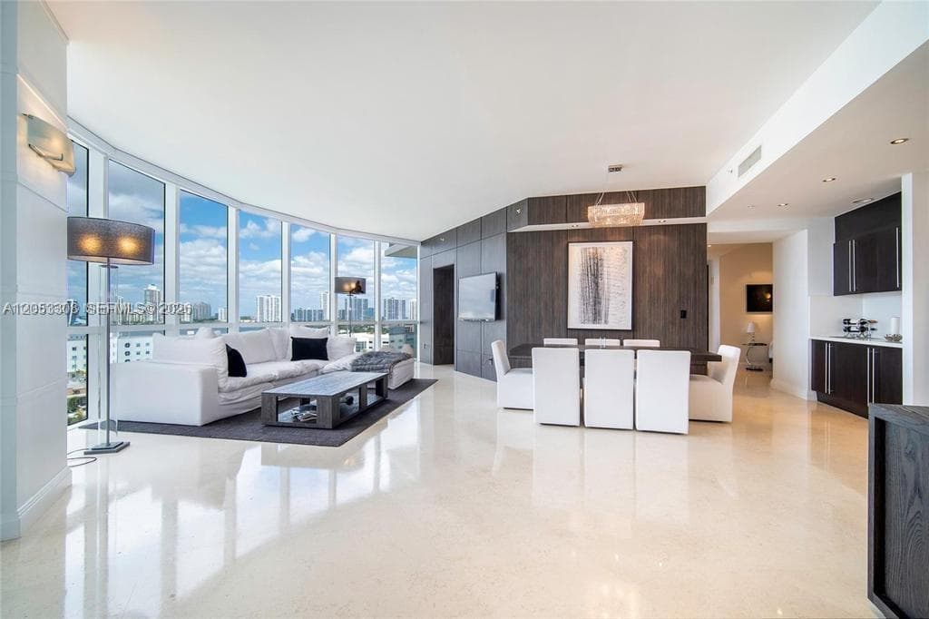 18101 Collins Ave 1101 photo 3