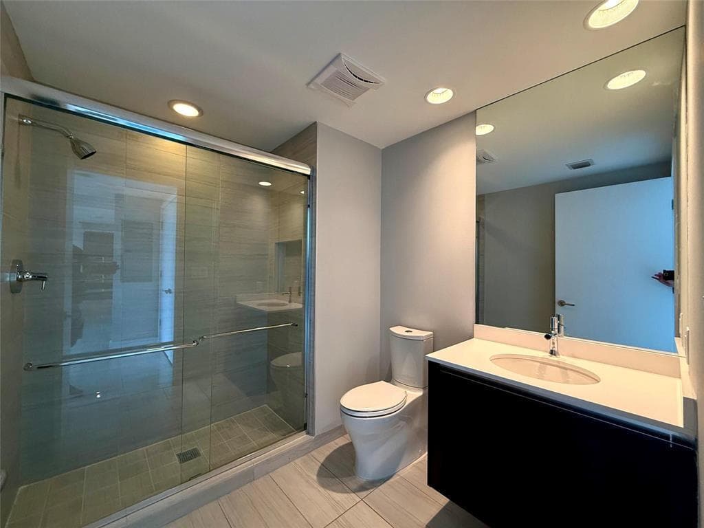 1180 N FEDERAL Highway 809 photo 16
