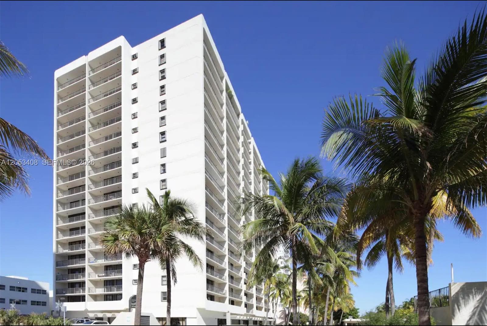 2625 Collins Ave 320 photo 14
