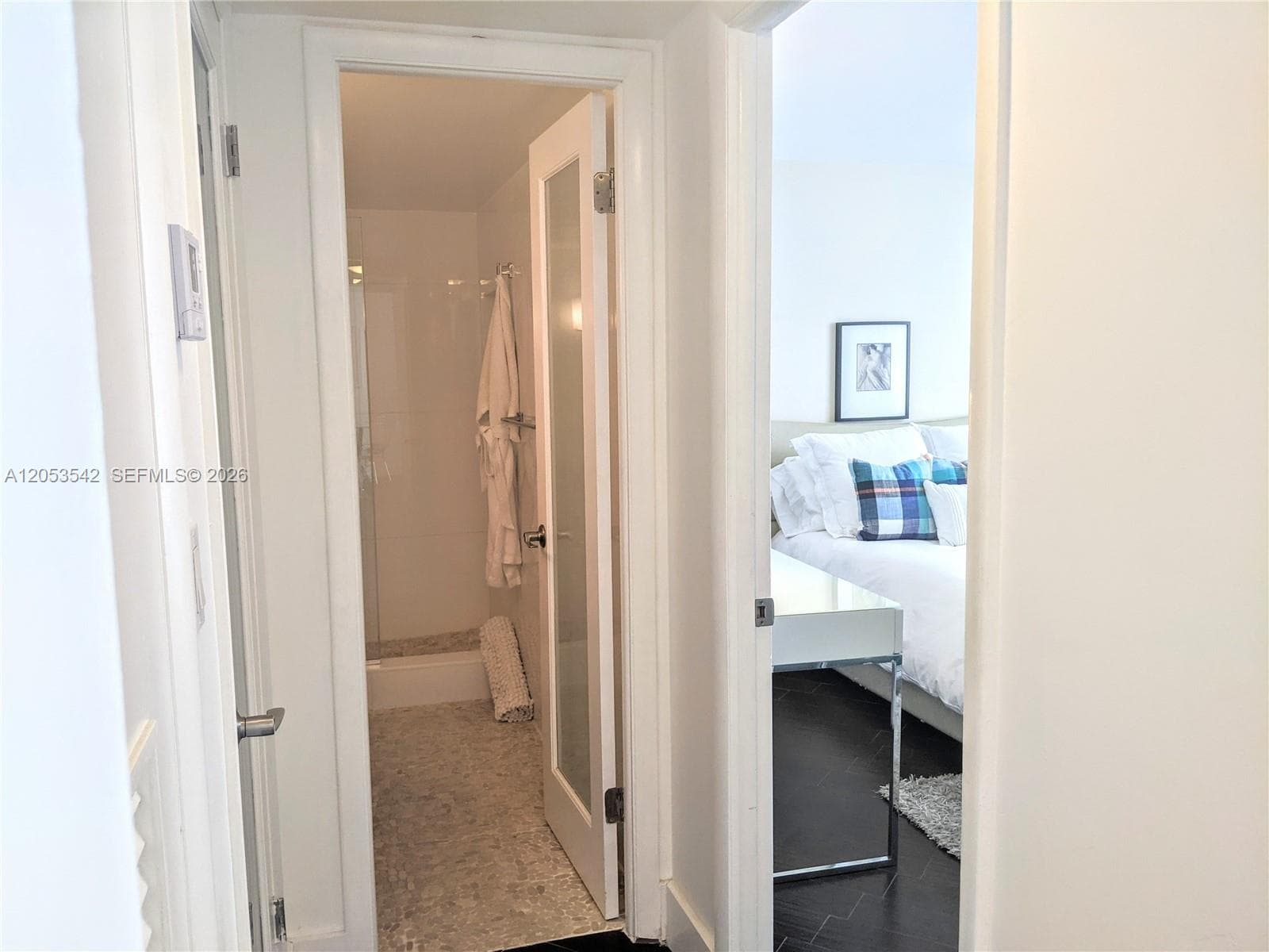5 Island Ave 8K photo 16
