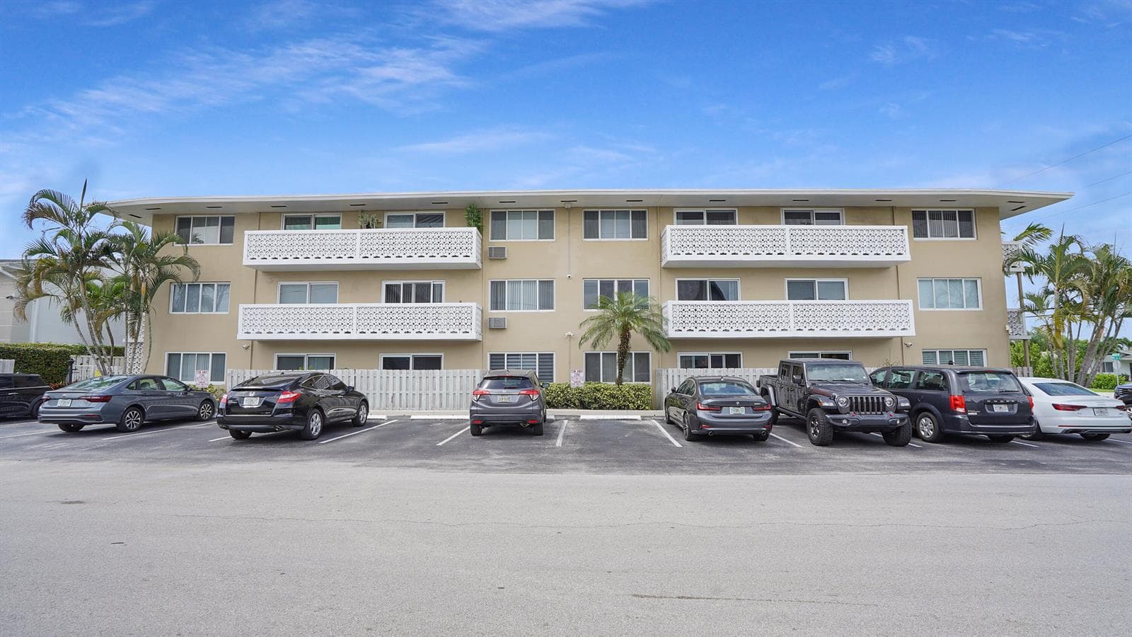 3220 Bayview Drive 202 photo 21