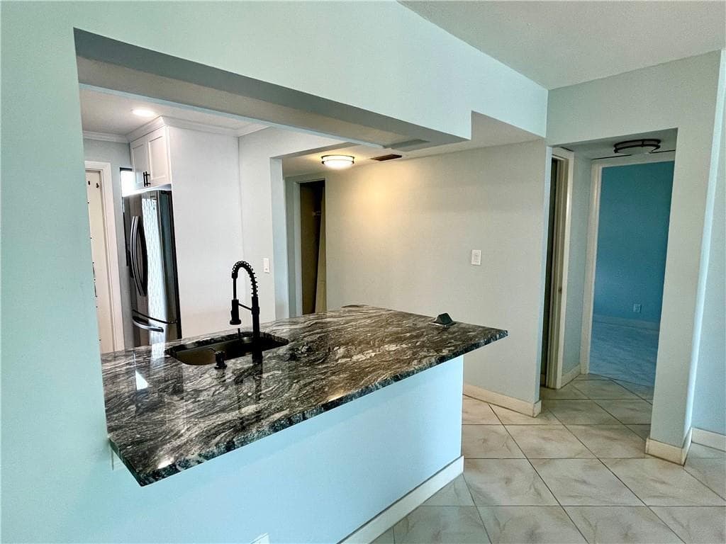 801 N OCEAN Boulevard 202 photo 2