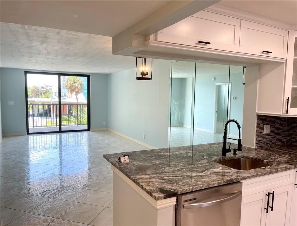 801 N OCEAN Boulevard 202 photo 5