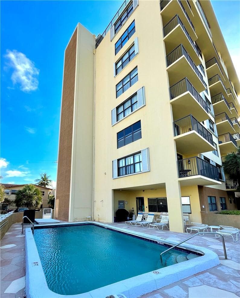 801 N OCEAN Boulevard 202 photo 24