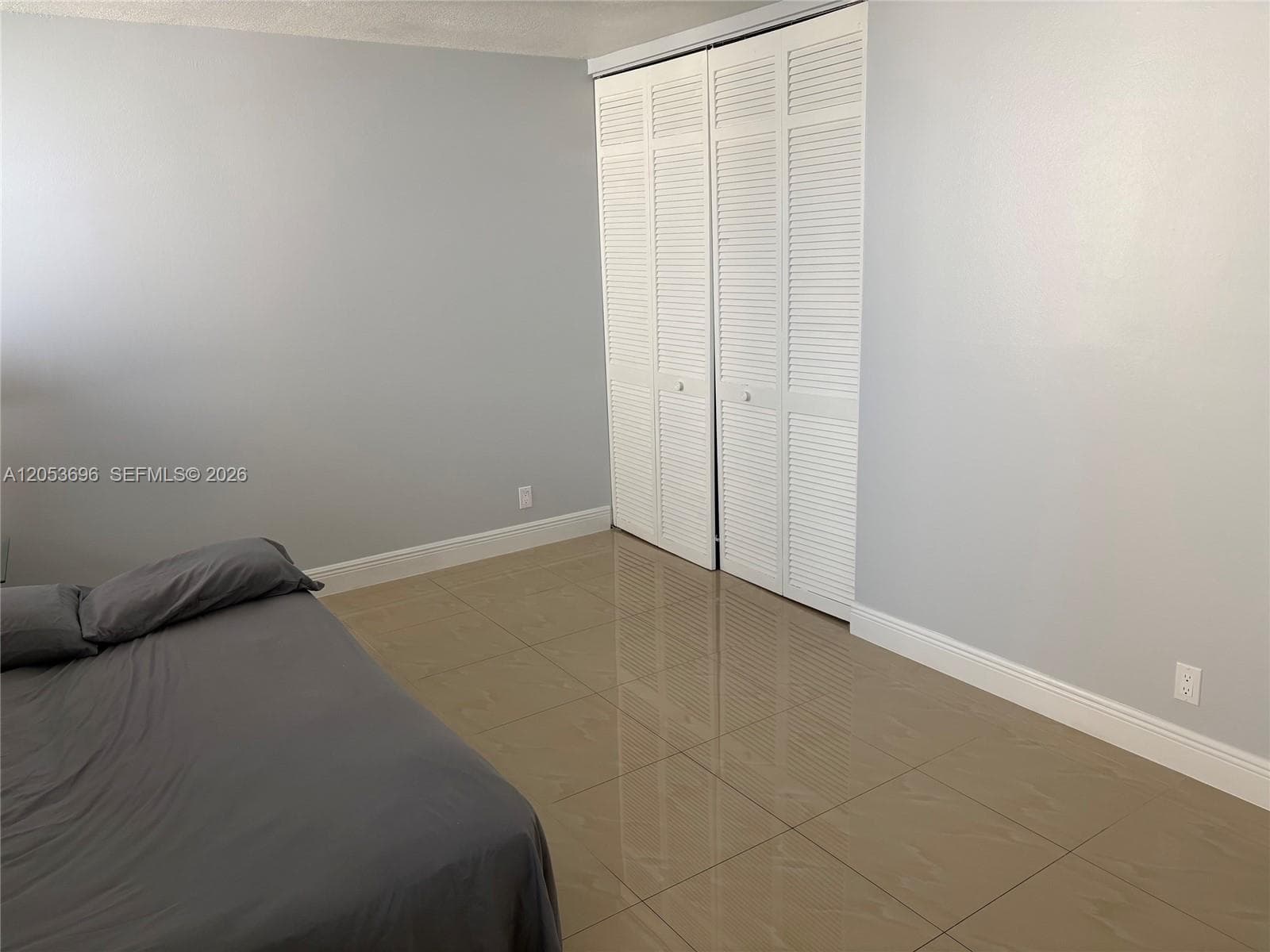 427 Golden Isles Dr 10D photo 11