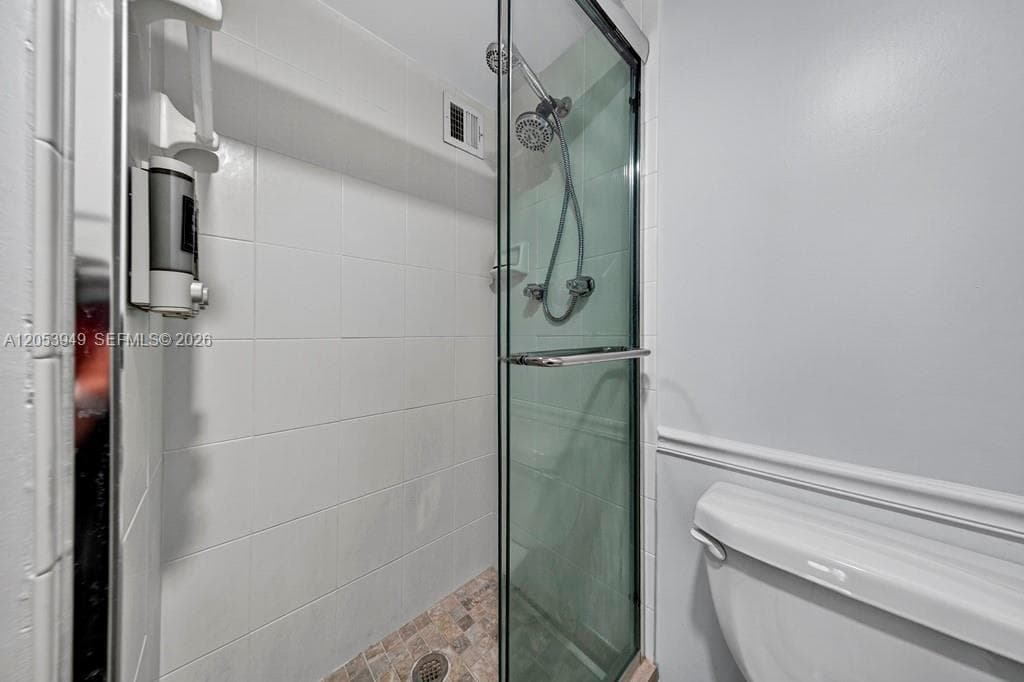 710 N Ocean Blvd 108 photo 23