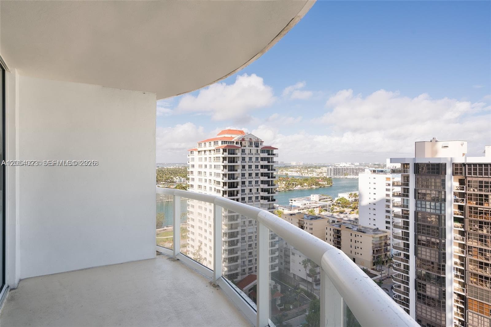 6365 Collins Ave 1811 photo 10