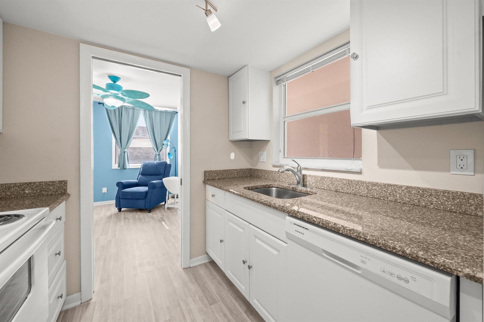 2525 Florida Boulevard 130 photo 11