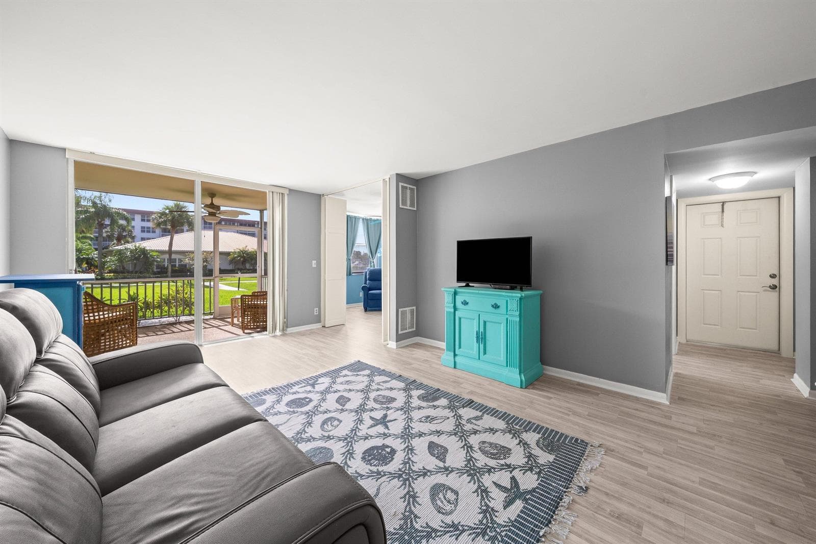 2525 Florida Boulevard 130 photo 4
