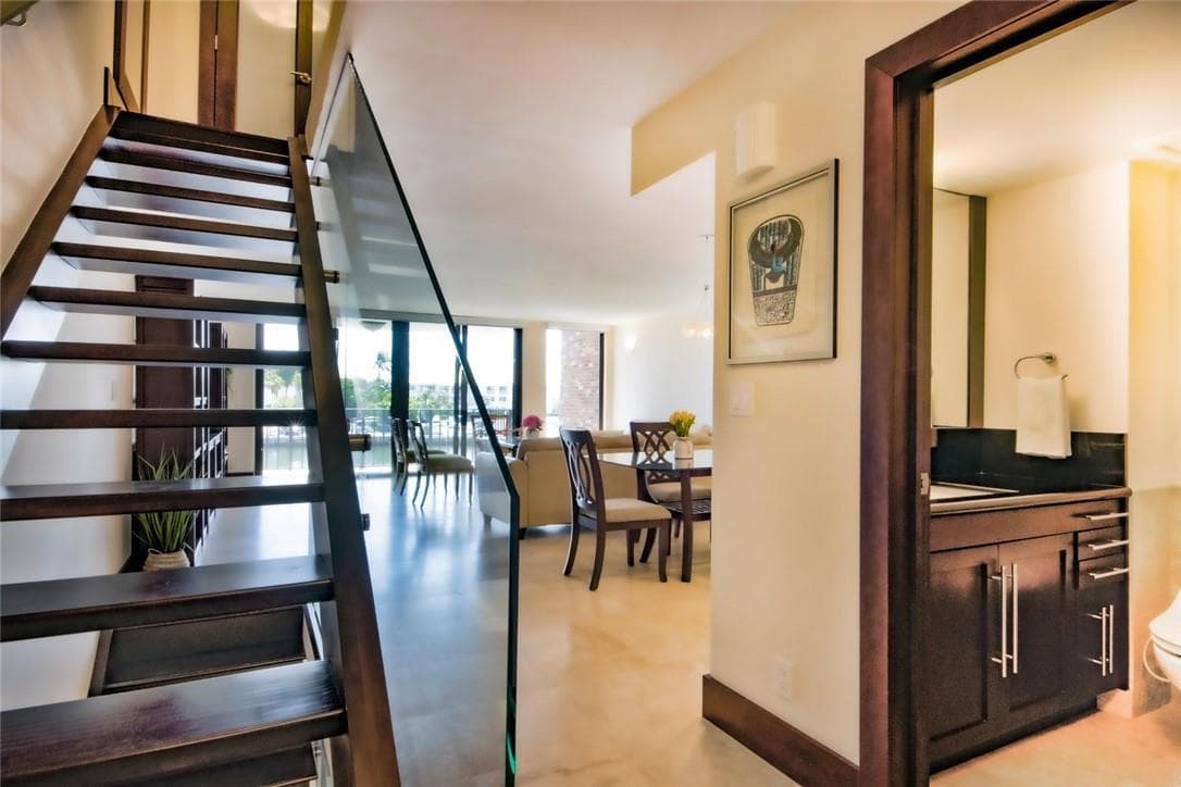 1800 S OCEAN Drive 407 photo 10