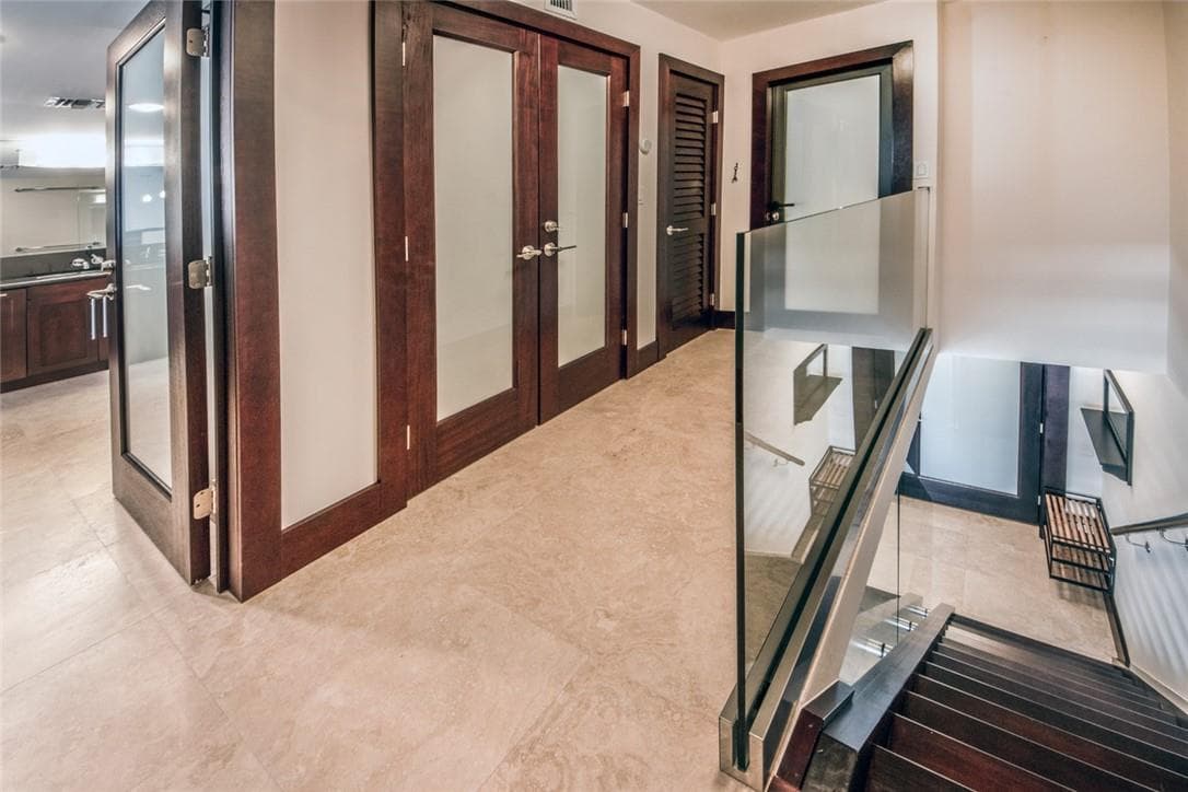 1800 S OCEAN Drive 407 photo 18