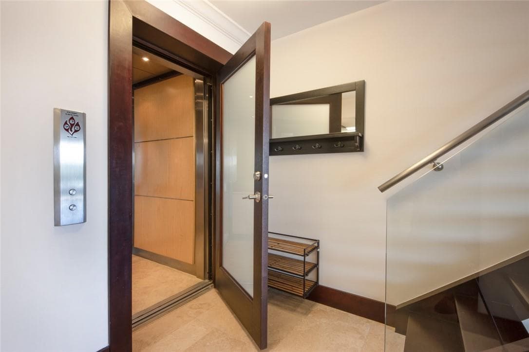 1800 S OCEAN Drive 407 photo 8