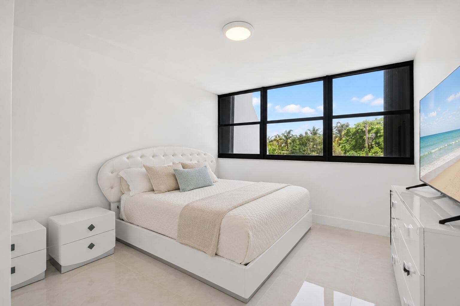 5600 N Flagler Drive Unit 207 photo 17
