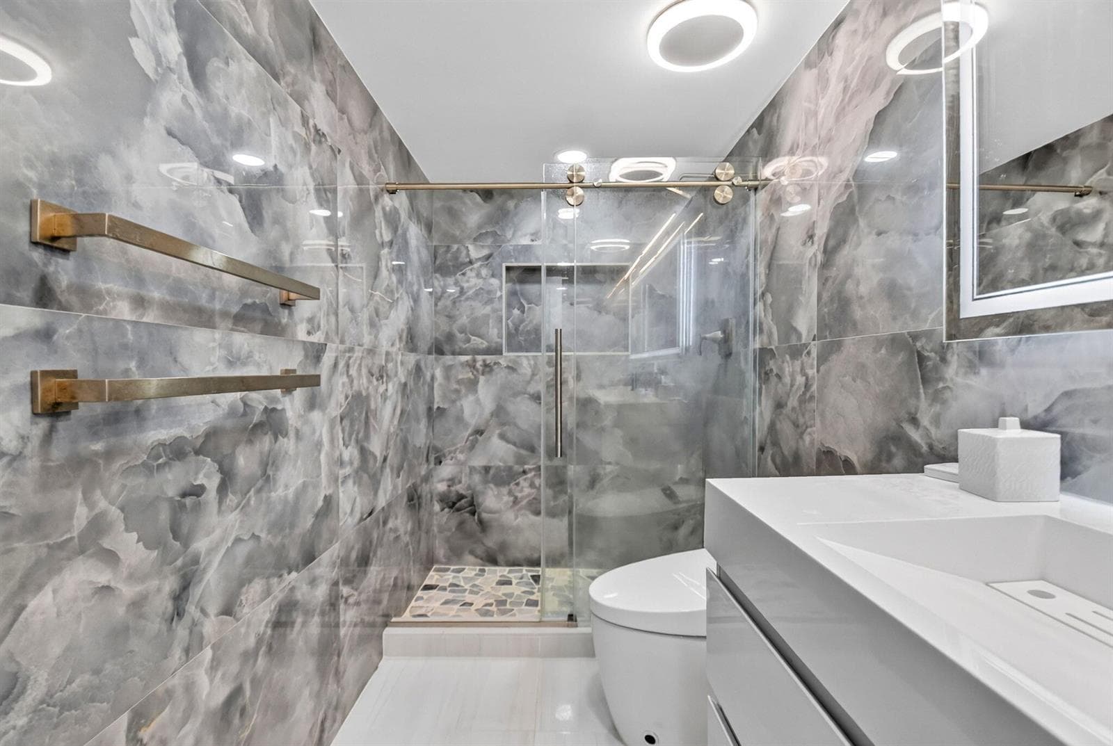 5600 N Flagler Drive Unit 207 photo 19