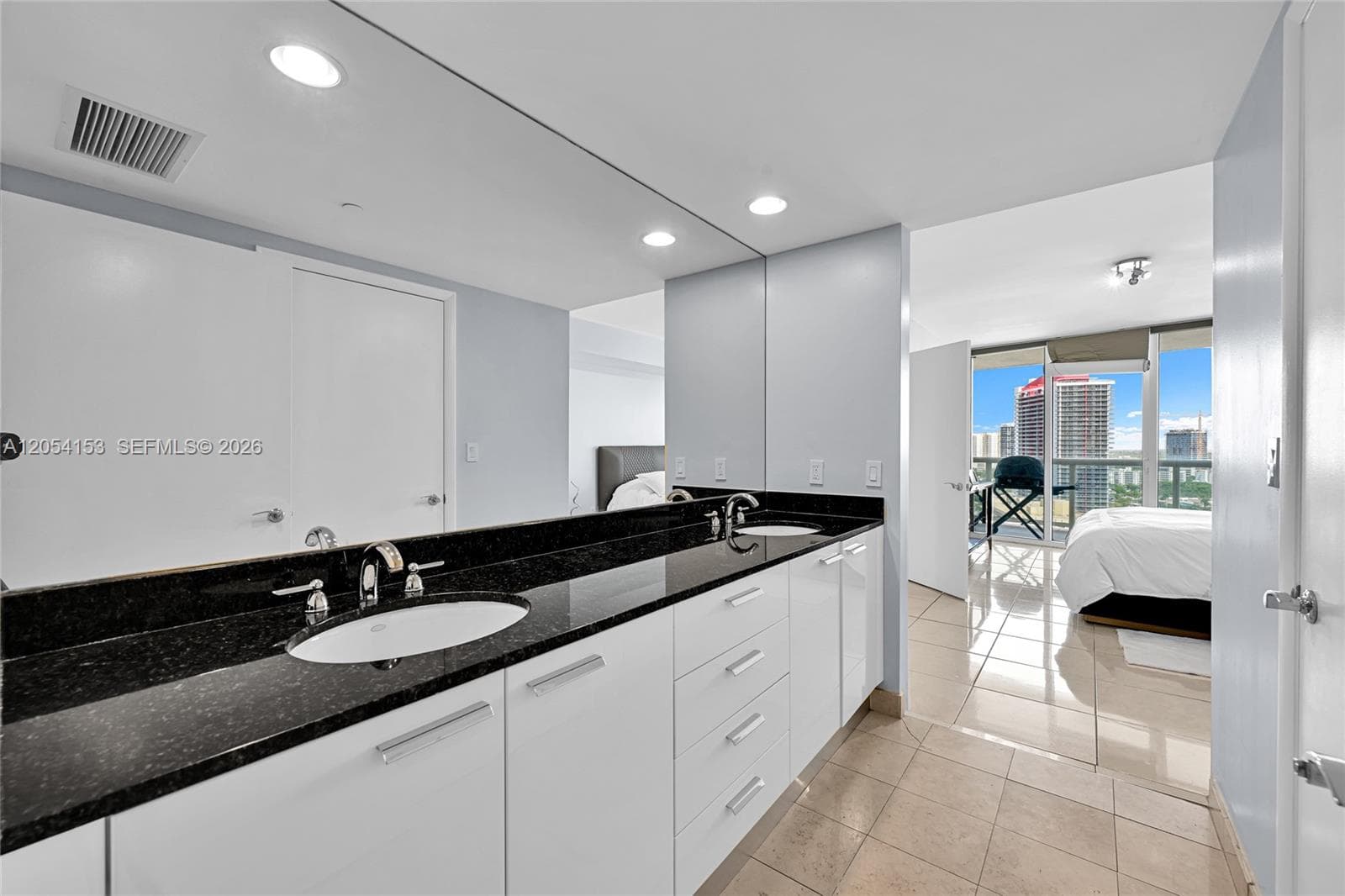 1850 S Ocean Dr 2009 photo 15
