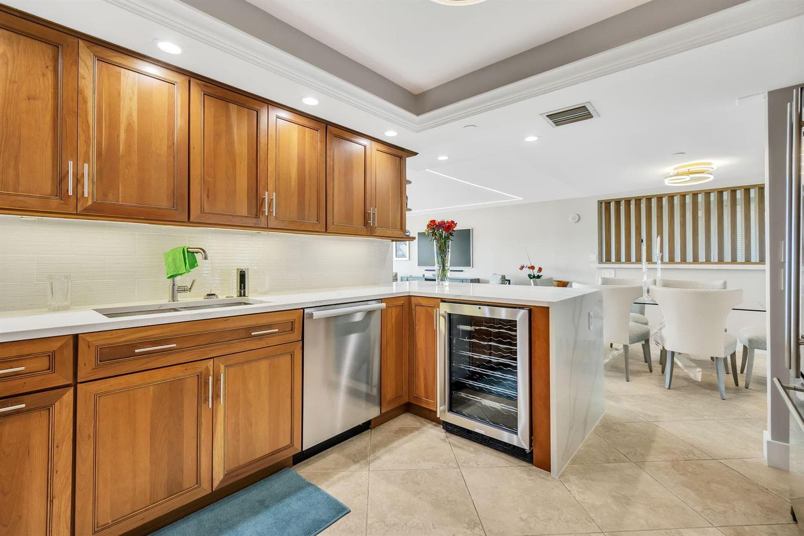 3200 Port Royale Drive N 902 photo 4