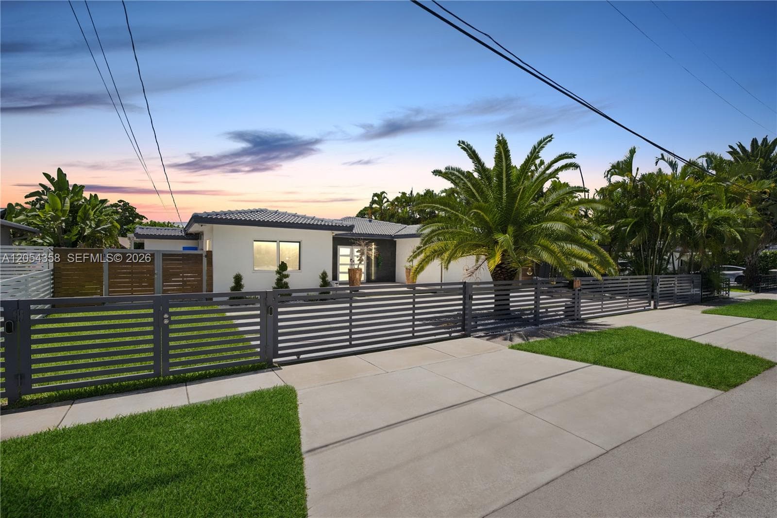 12930 Auralia Rd photo 3