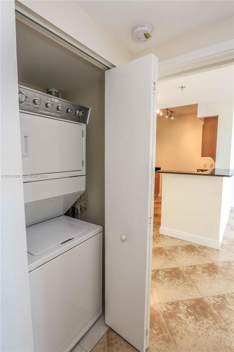 335 S Biscayne Blvd 3510 photo 11