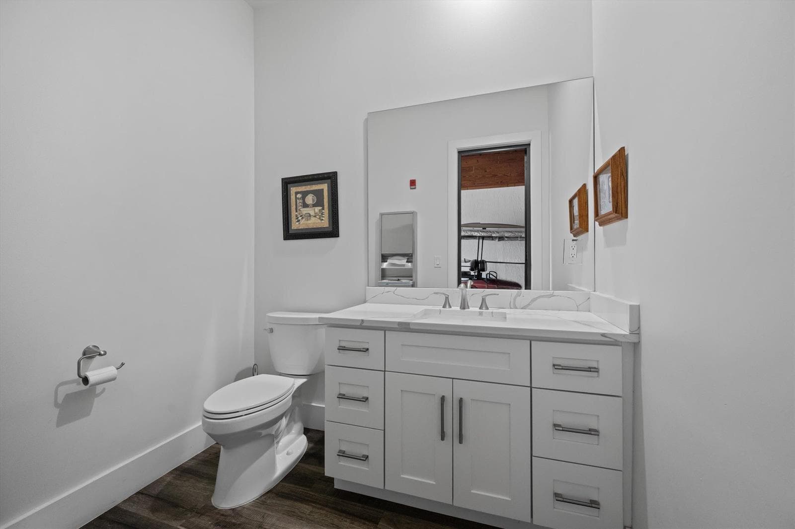 4751 S South Road photo 23