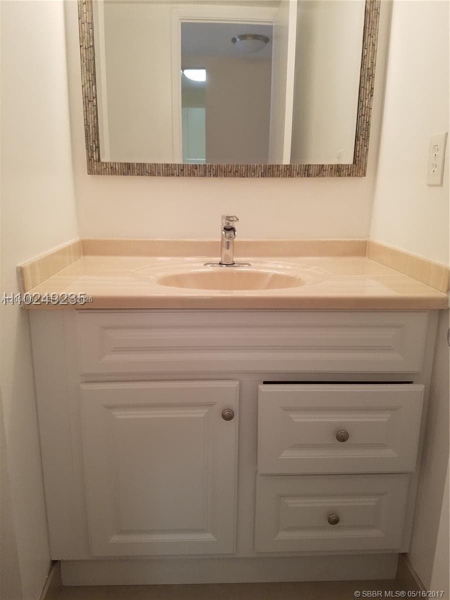 18151 NE 31st Ct 1505 photo 10