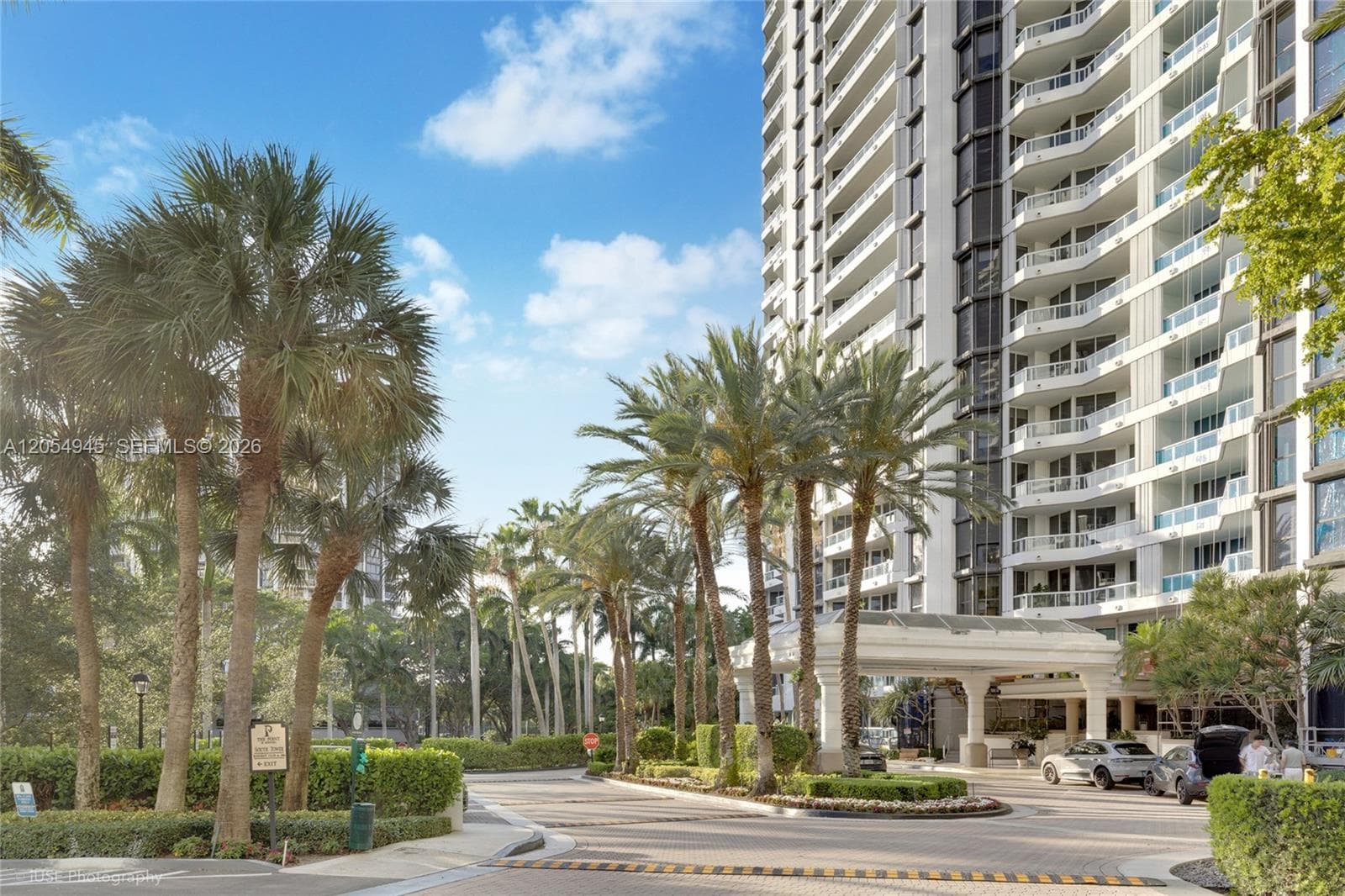 21205 Yacht Club Dr 701 photo 25