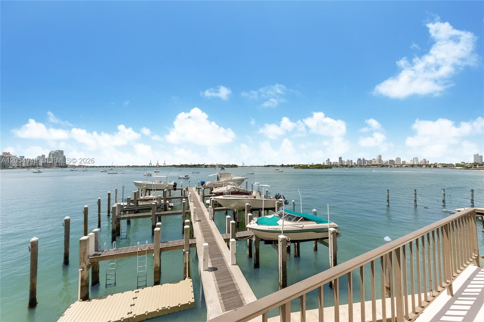 11 Island Ave 908 photo 19