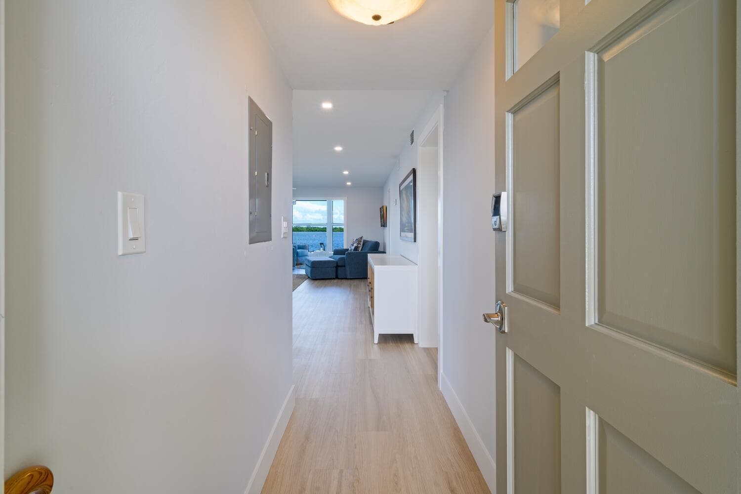 52 Yacht Club Drive 309 photo 3