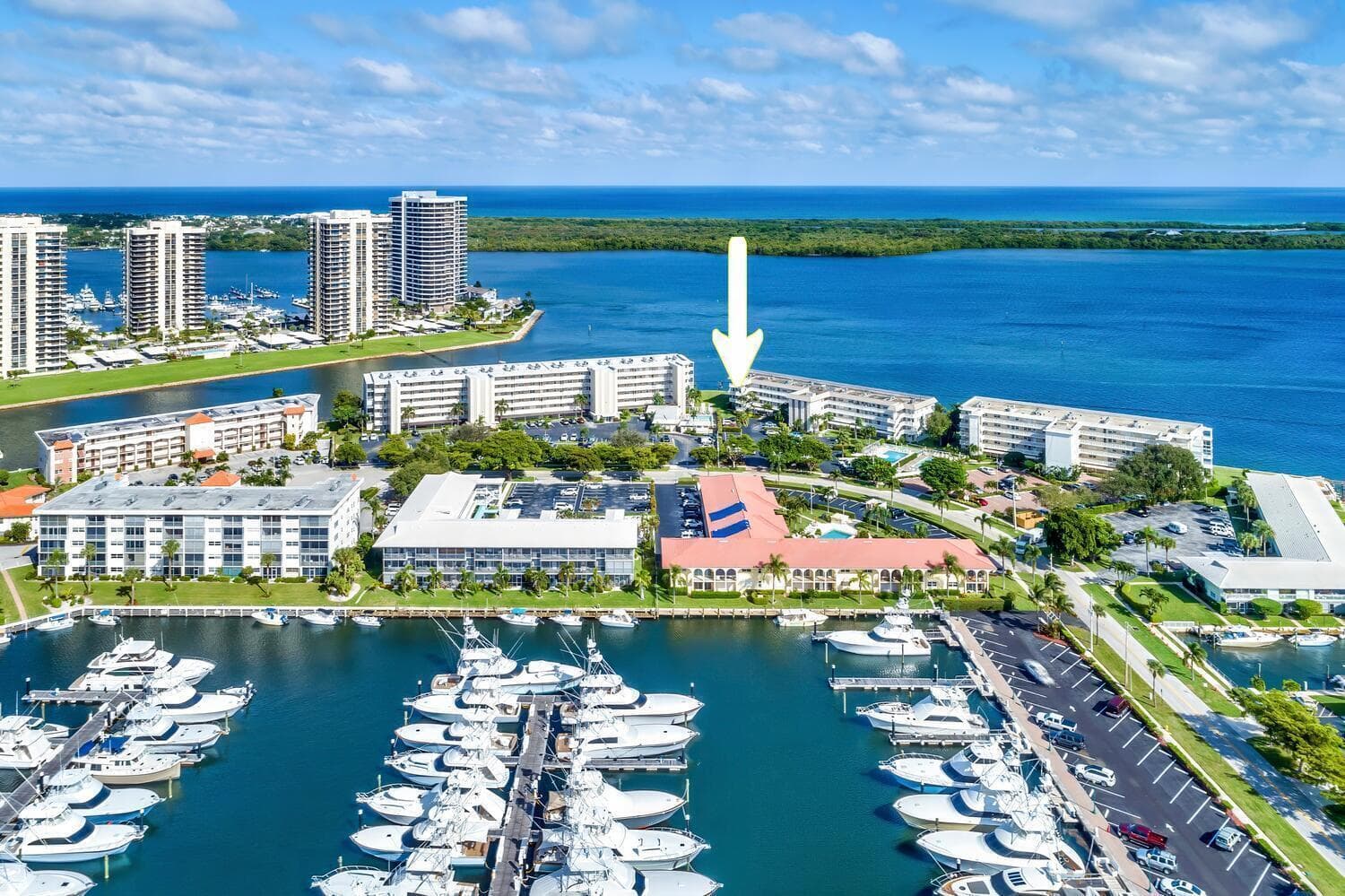 52 Yacht Club Drive 309 photo 1