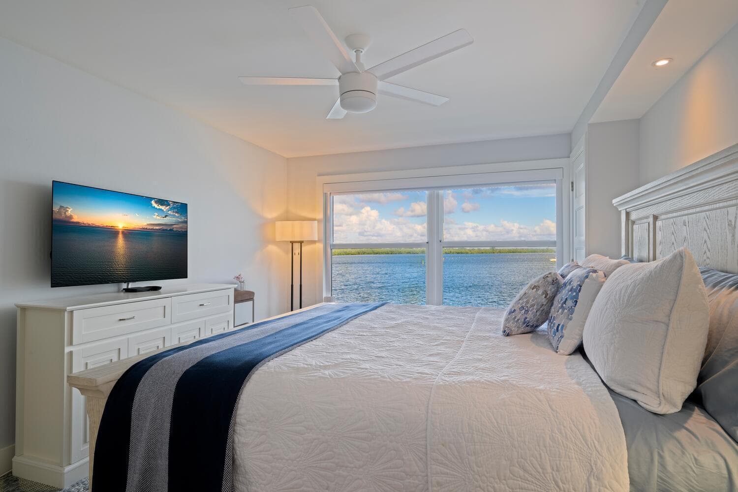 52 Yacht Club Drive 309 photo 10
