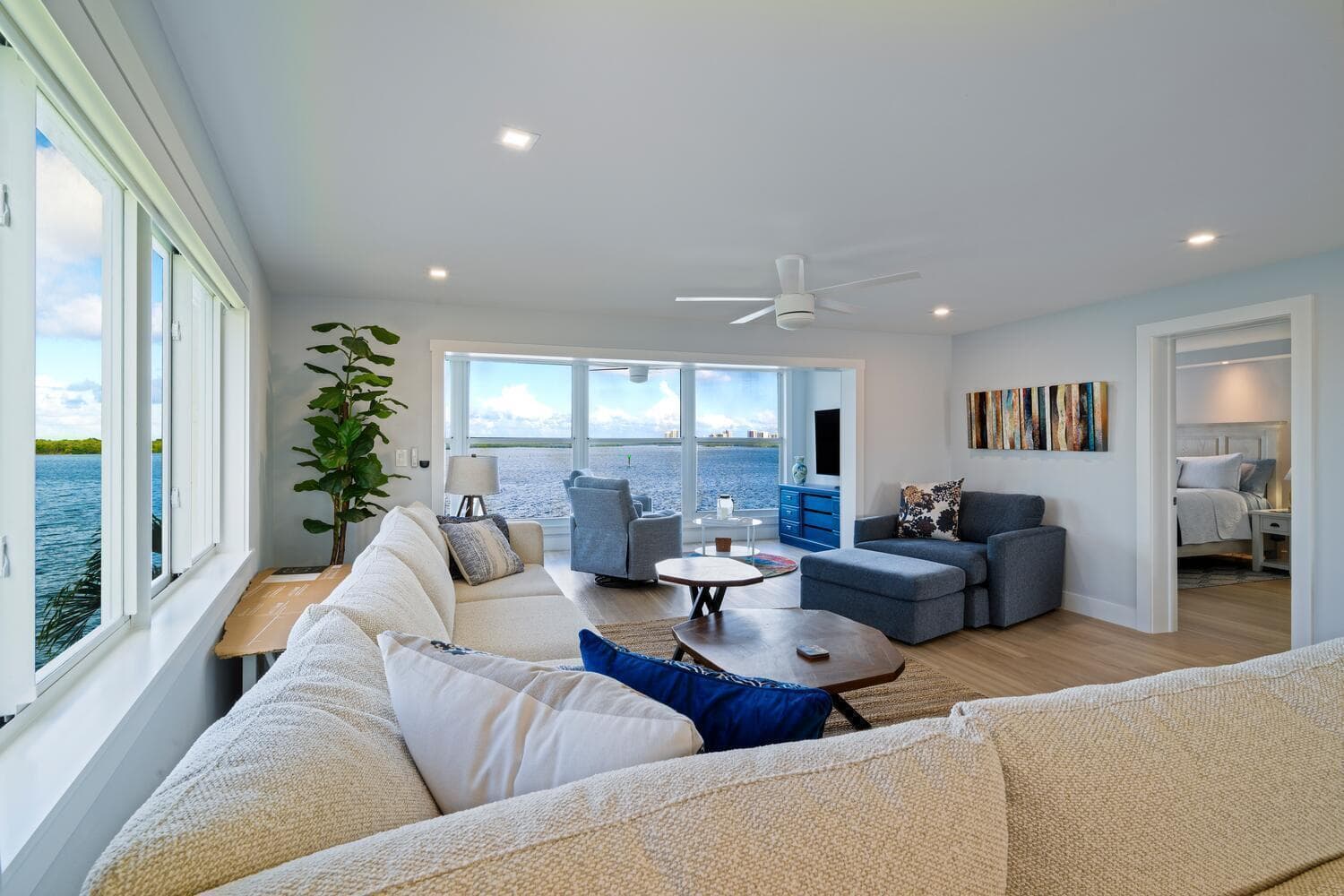 52 Yacht Club Drive 309 photo 8