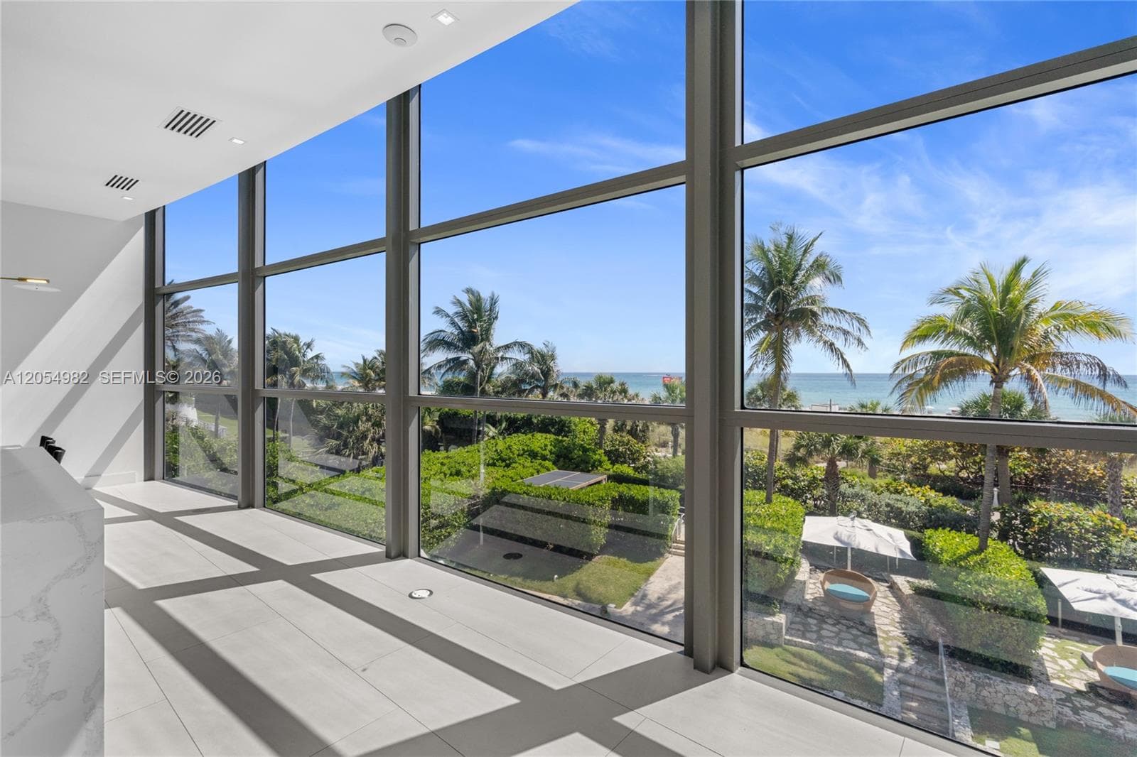 5875 Collins Ave 401 photo 23