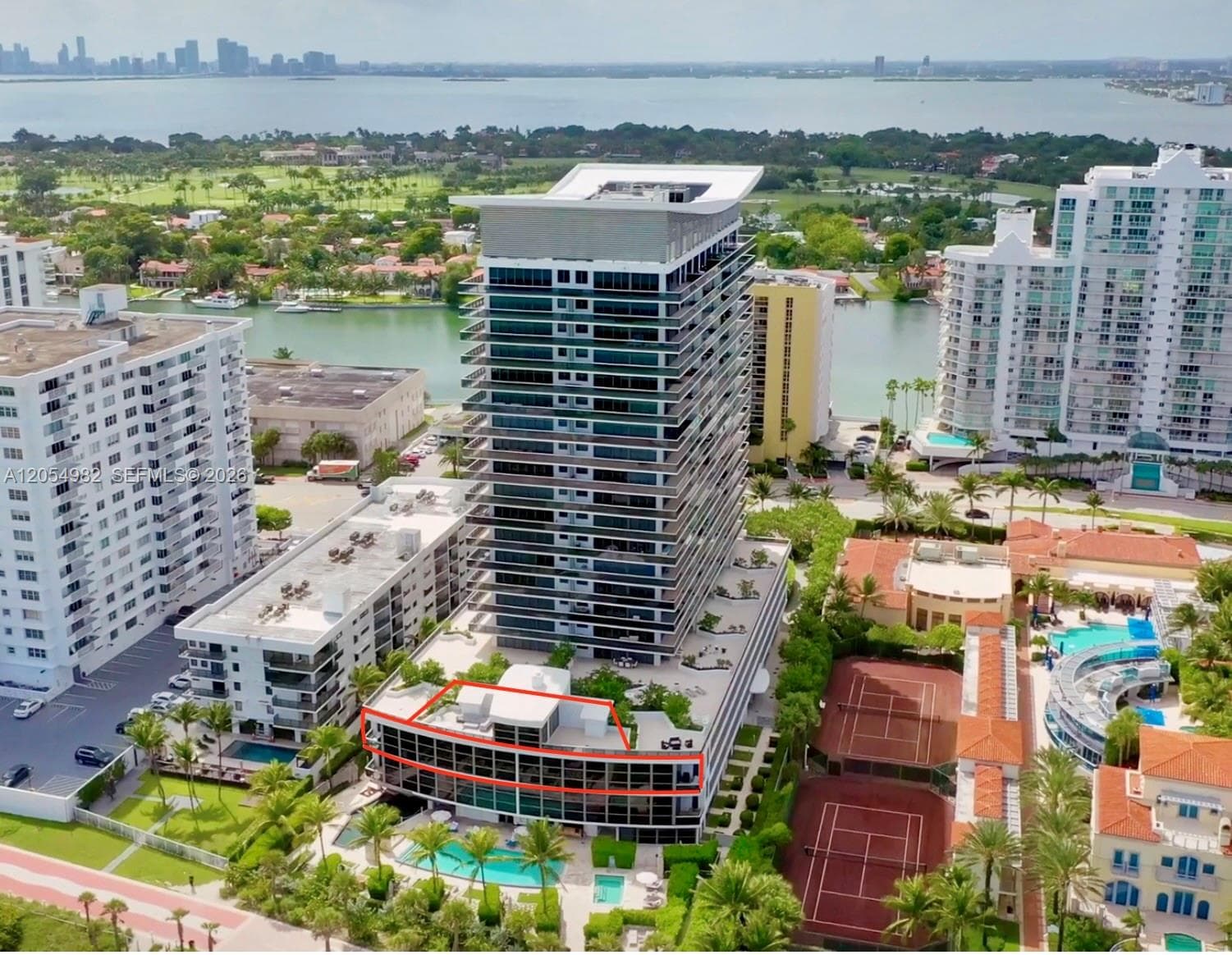 5875 Collins Ave 401 photo 7