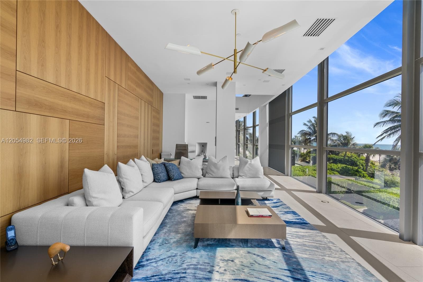 5875 Collins Ave 401 photo 1