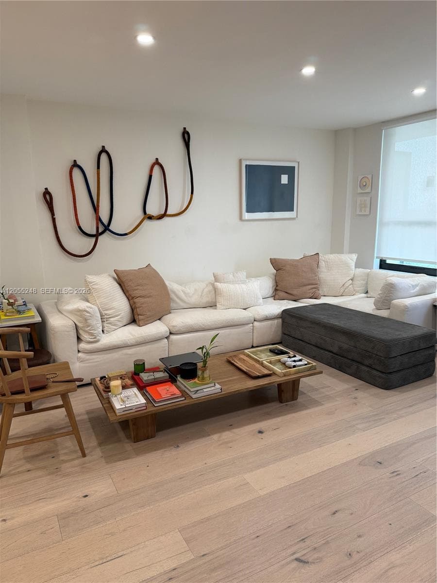 10185 NE Collins Ave 822 photo 10