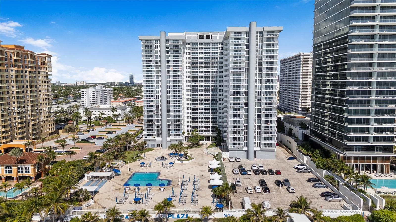 2030 S Ocean Dr 1716 photo 3