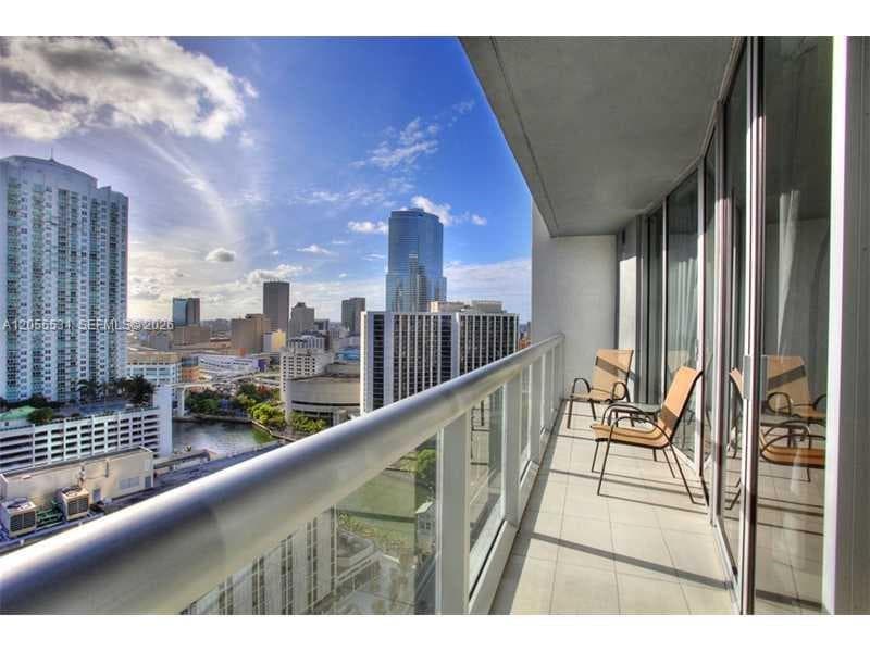 485 Brickell Ave 2306 photo 1