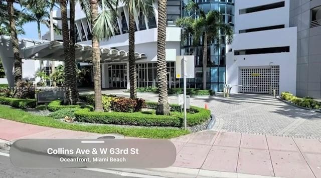 6301 Collins Ave 2402 photo 2