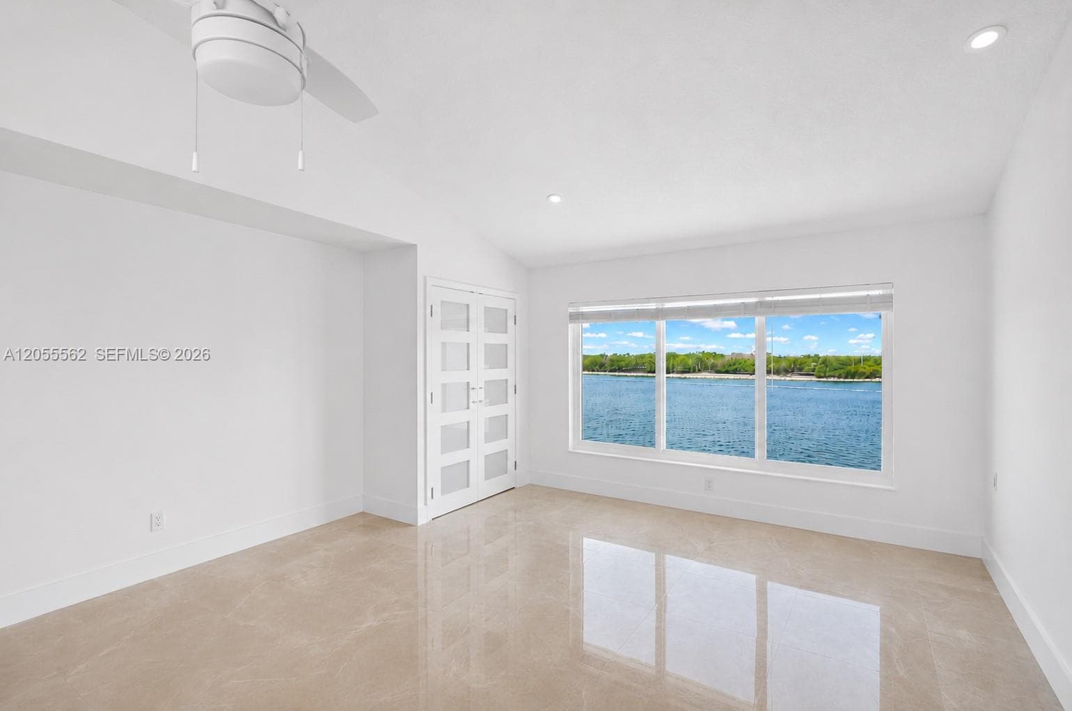 4234 N Ocean Dr photo 20