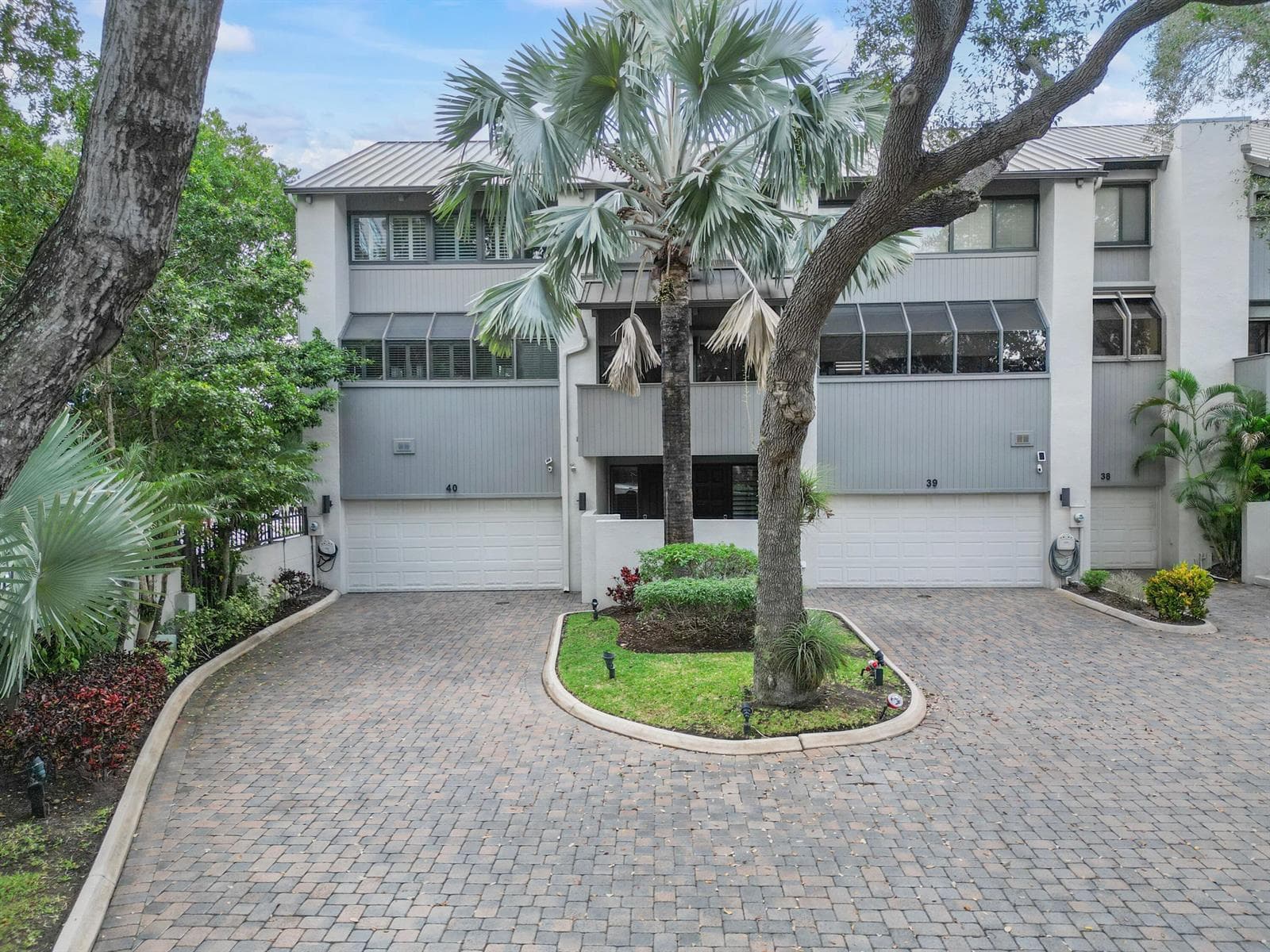 40 Portside Drive photo 2