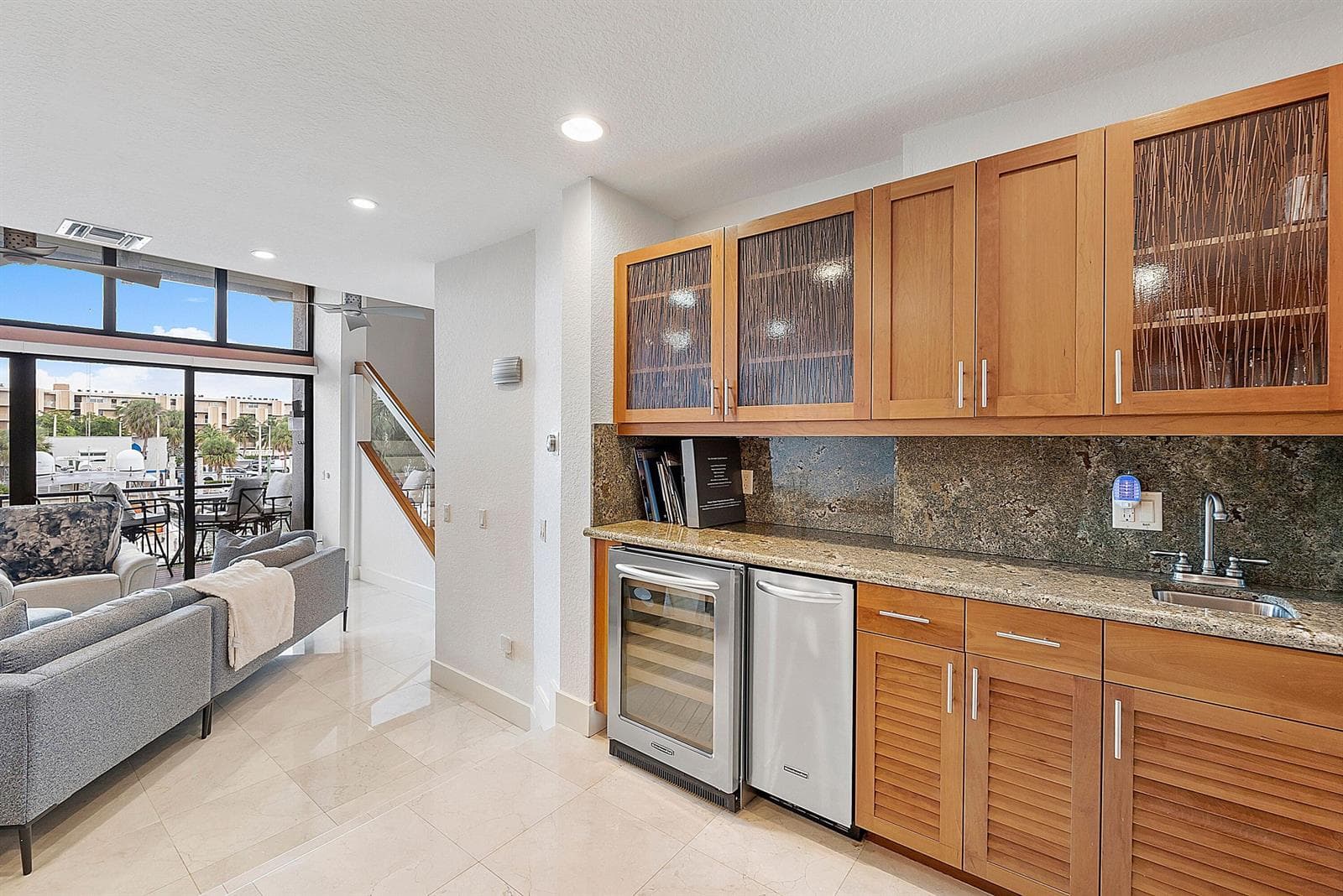 40 Portside Drive photo 8
