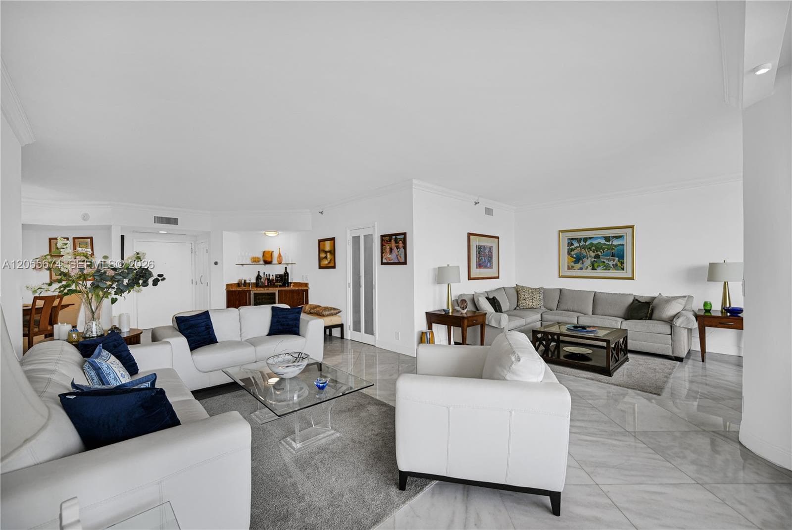 3000 Island Blvd 505 photo 16