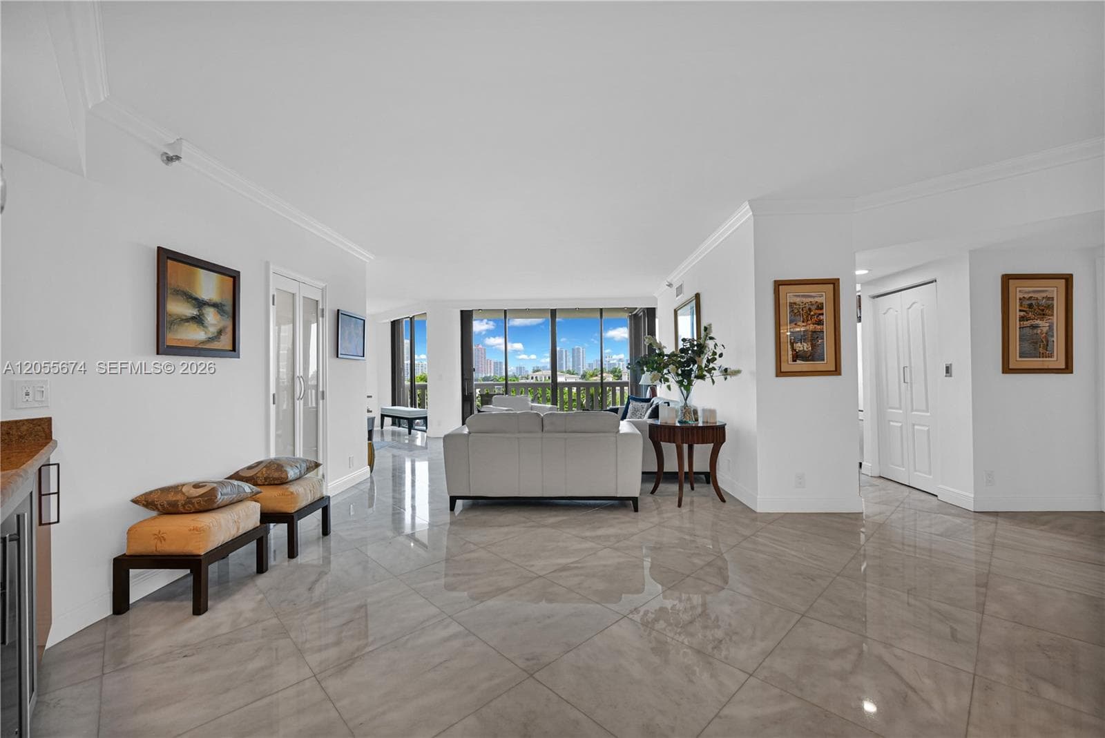 3000 Island Blvd 505 photo 5