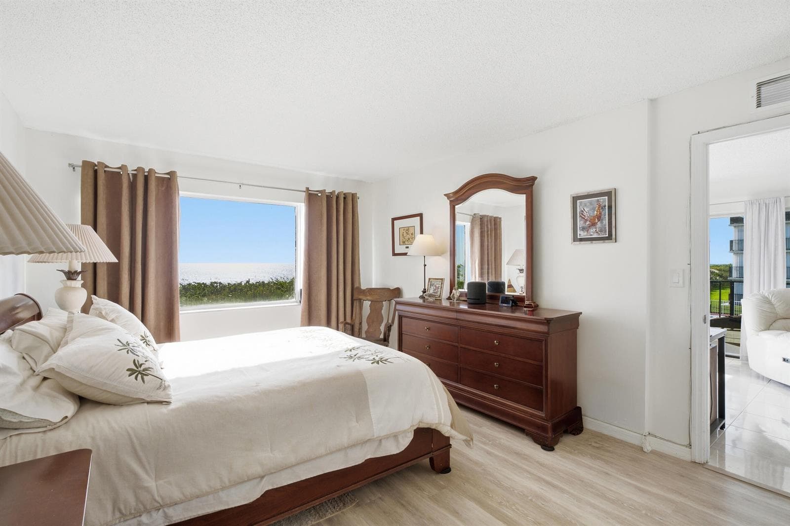 9400 S Ocean Drive 208 photo 16