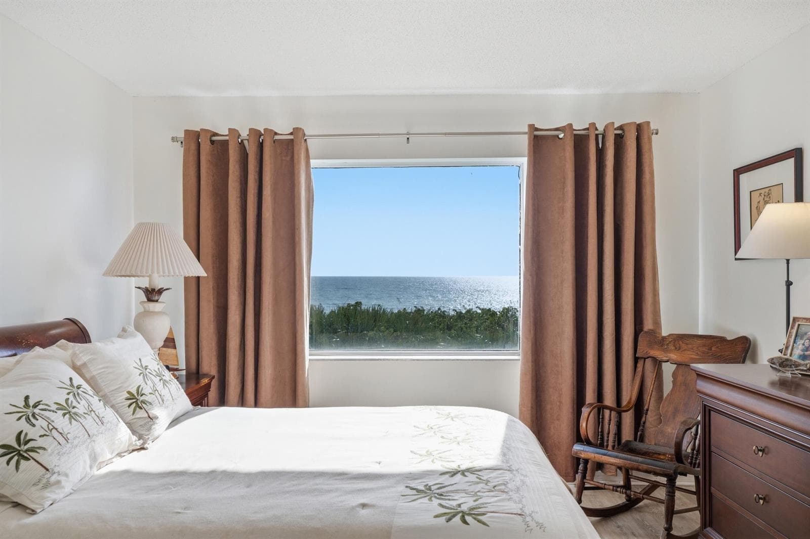 9400 S Ocean Drive 208 photo 14